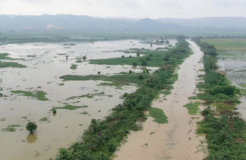 Foto udara kondisi Sungai Juwana / Clakclik.com